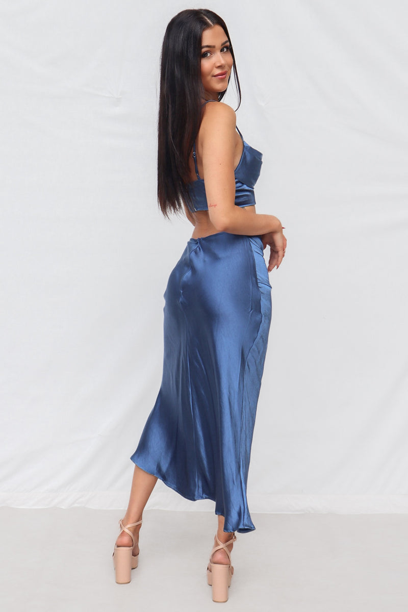 rihanna navy blue dress Rihanna And Kim Kardashian Navy Blue Long Sleeve Short Dress