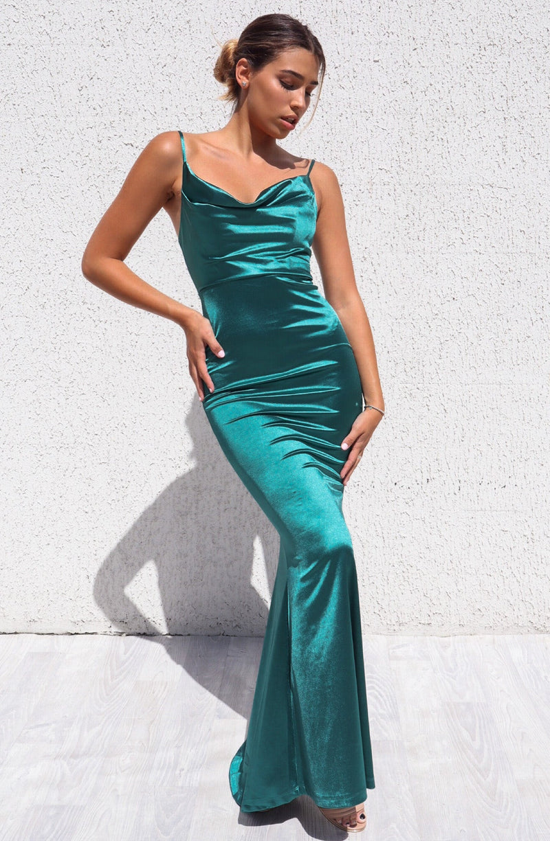 Hollywood Formal Gown - Emerald Green Satin Cocktail Maxi Bodycon – Runway  Goddess