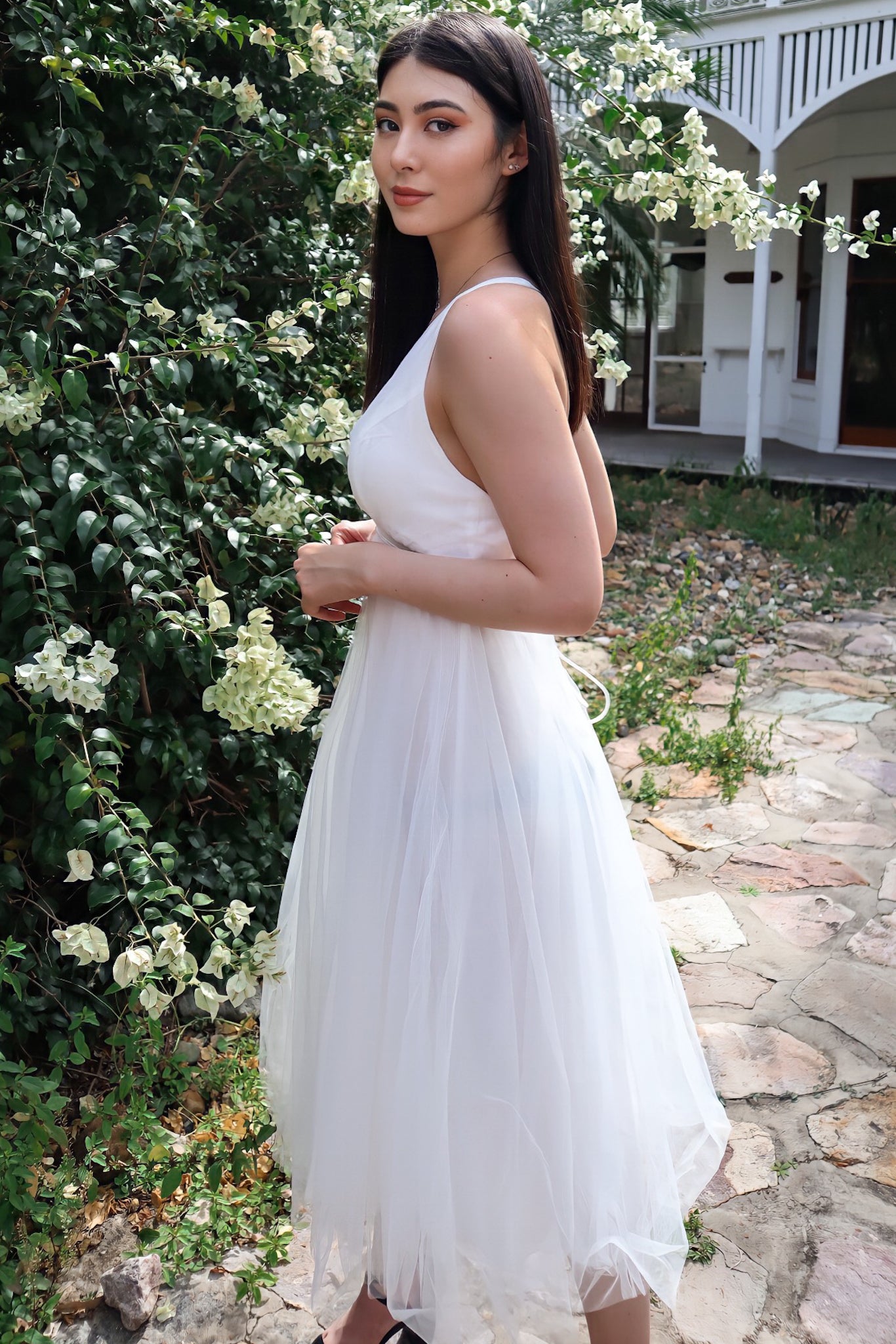 Latisha Tulle Midi - Cute Chic Backless Tulle Formal White Dress – Runway  Goddess